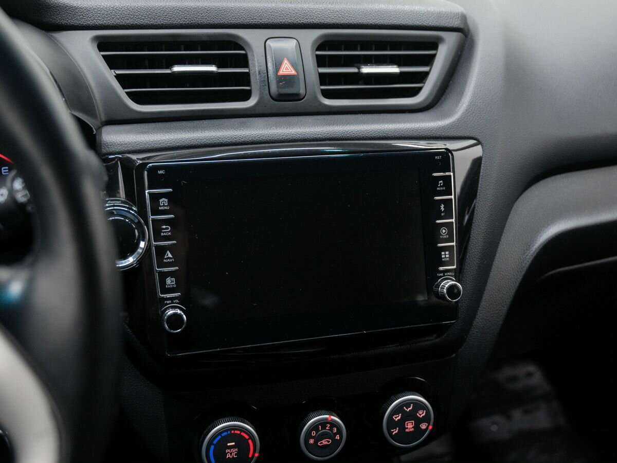 Купить Kia Rio, 2017, 157 003 км, фото №23