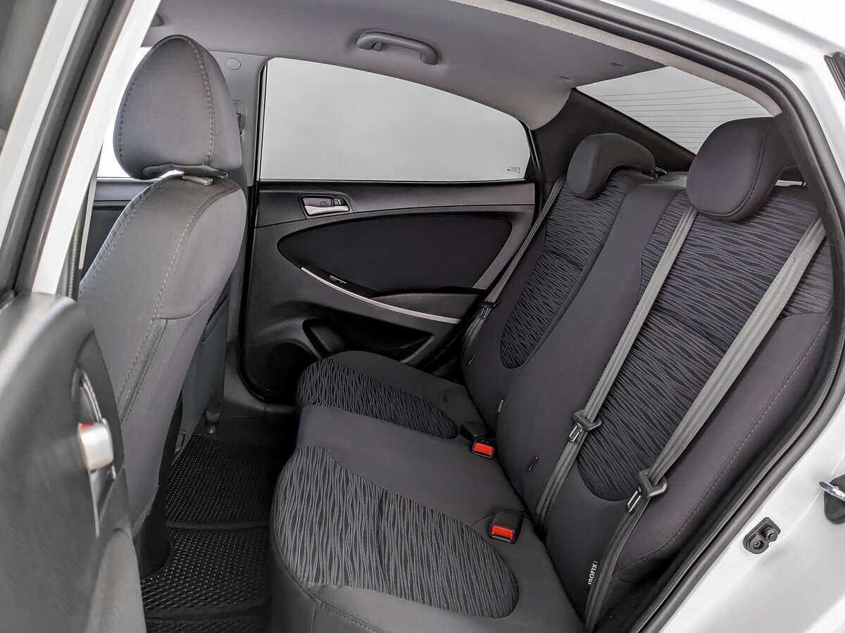 Купить Hyundai Solaris, 2015, 113 015 км, фото №8