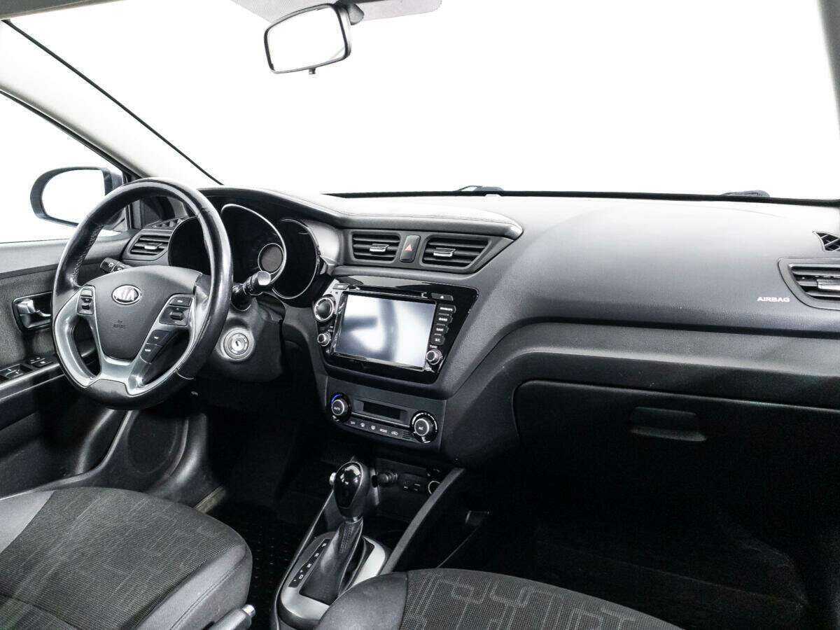 Купить Kia Rio, 2017, 83 585 км, фото №9