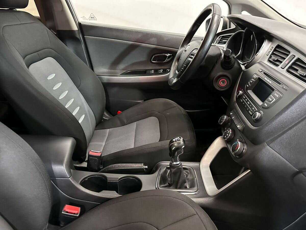 Купить Kia Ceed, 2013, 151 896 км, фото №9