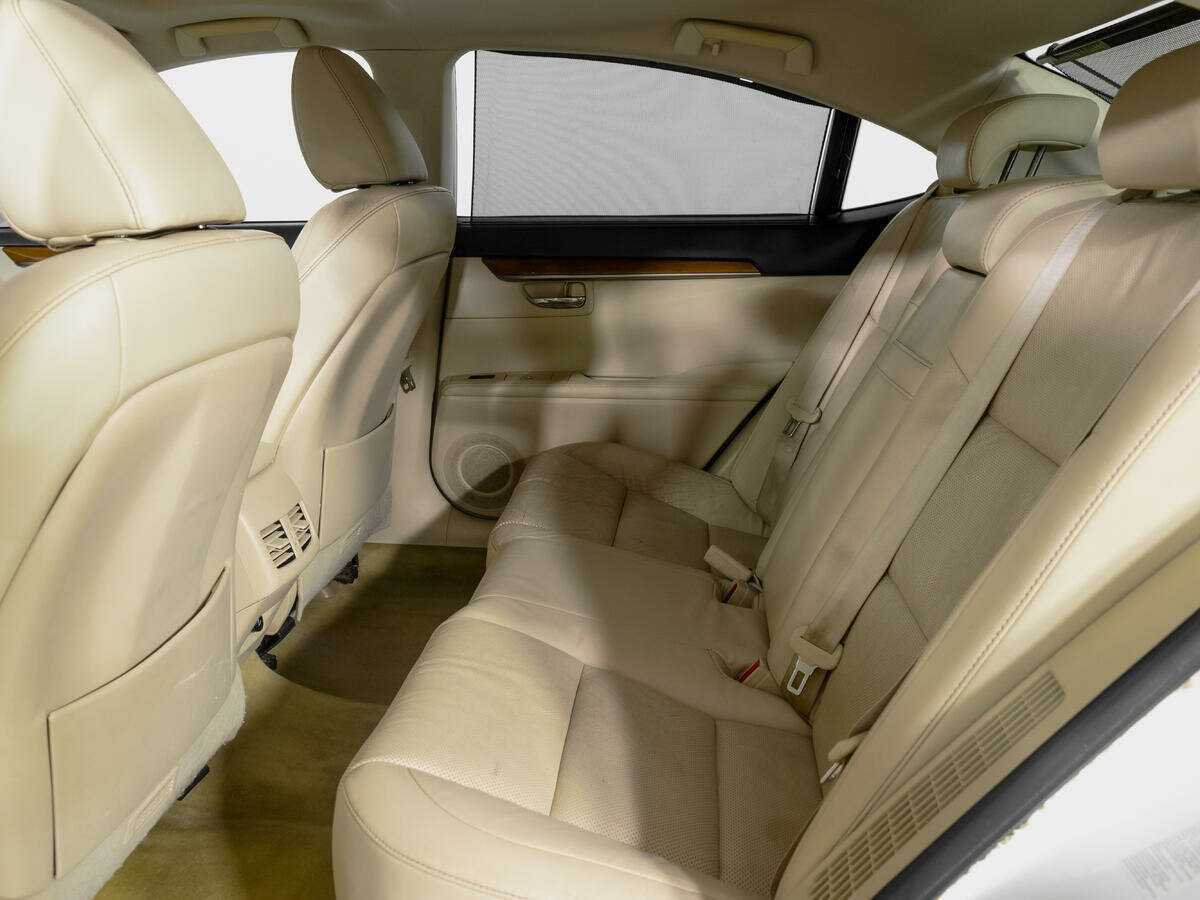 Купить Lexus ES 300h, 2013, 297 163 км, фото №10