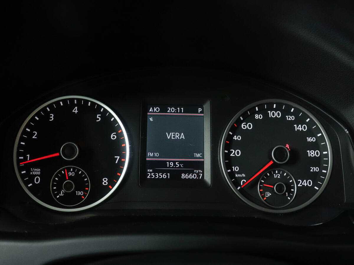 Купить Volkswagen Tiguan, 2012, 253 560 км, фото №9