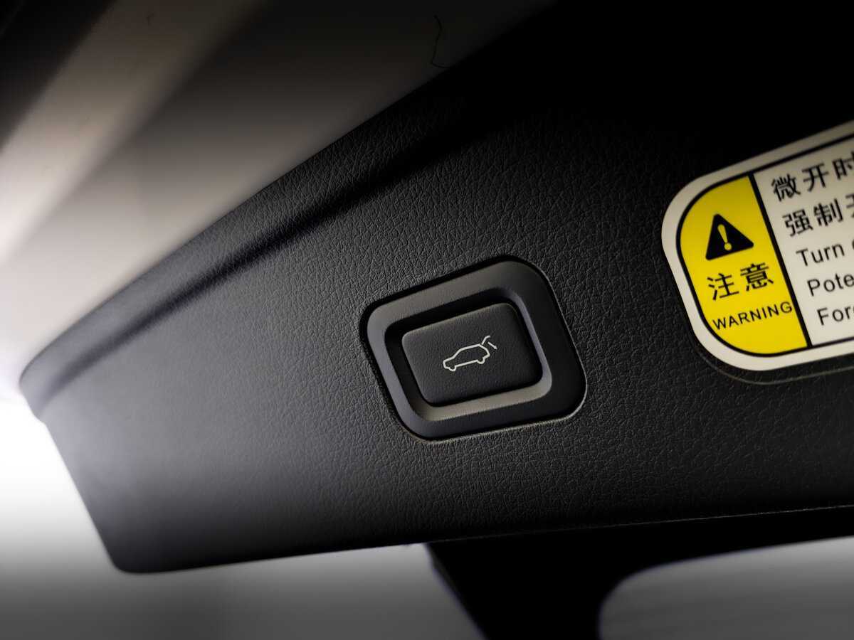 Купить FAW Bestune B70, 2023, 17 355 км, фото №22