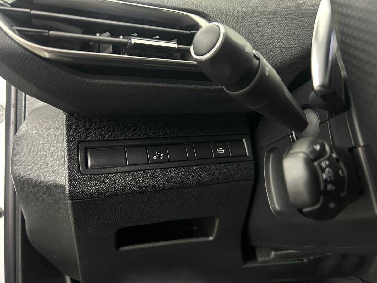 Купить Peugeot 5008, 2020, 71 727 км, фото №7