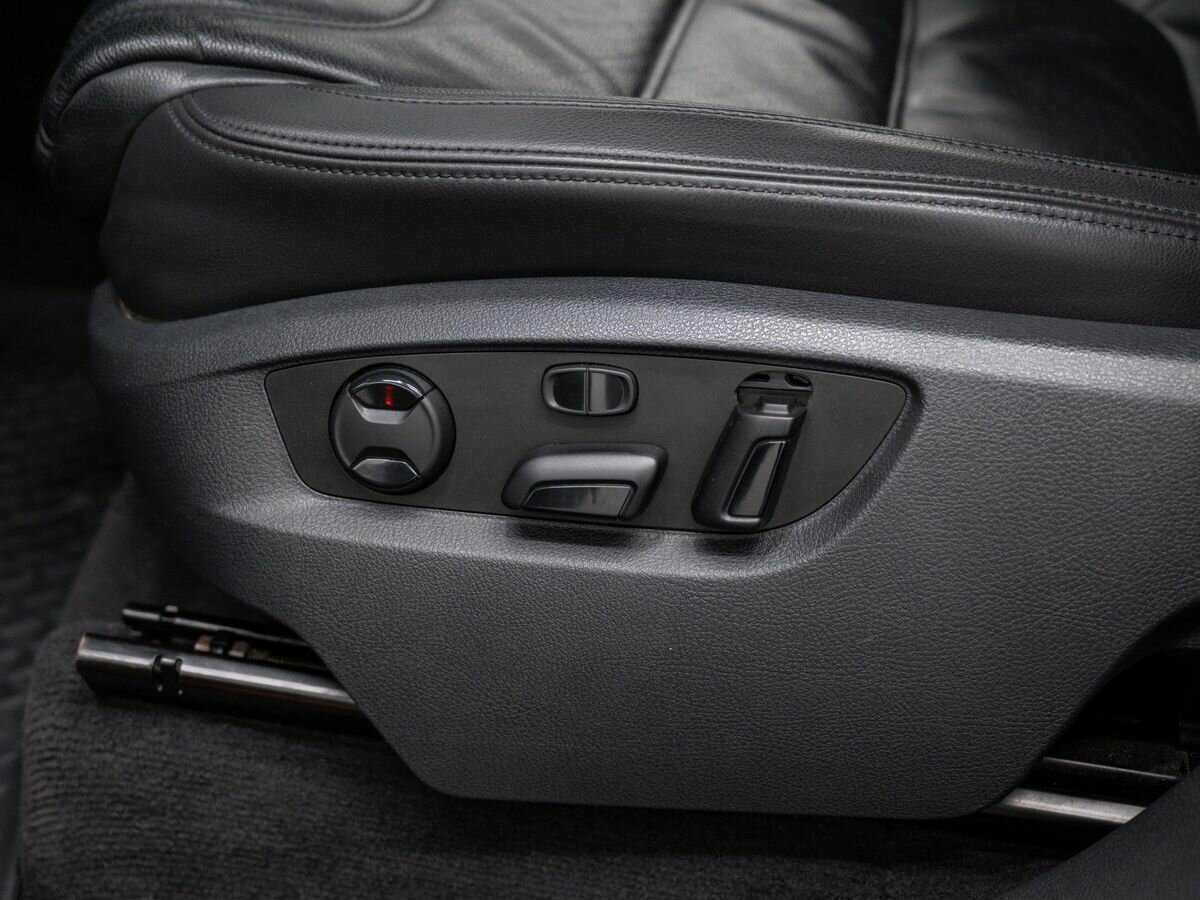 Купить Volkswagen Touareg, 2016, 151 040 км, фото №16