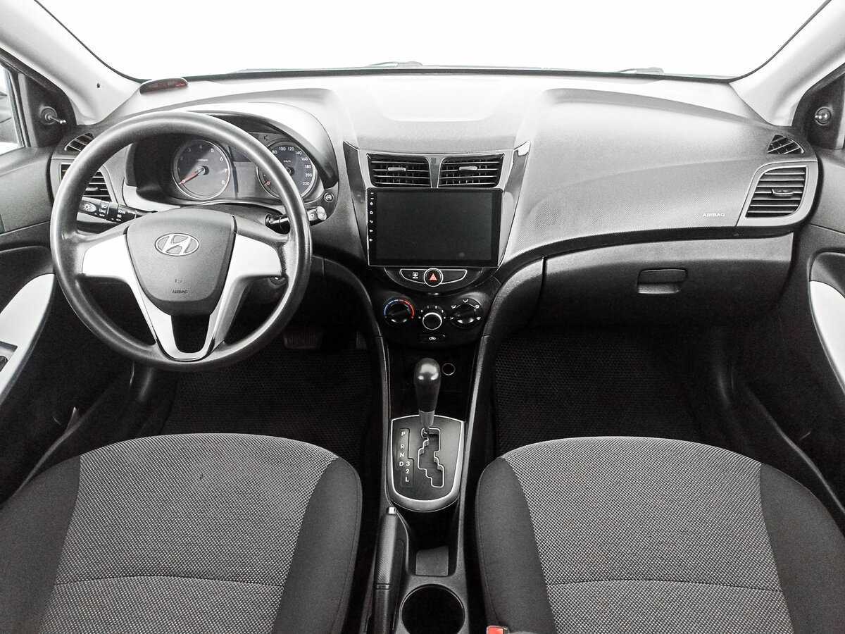 Купить Hyundai Solaris, 2013, 150 554 км, фото №14