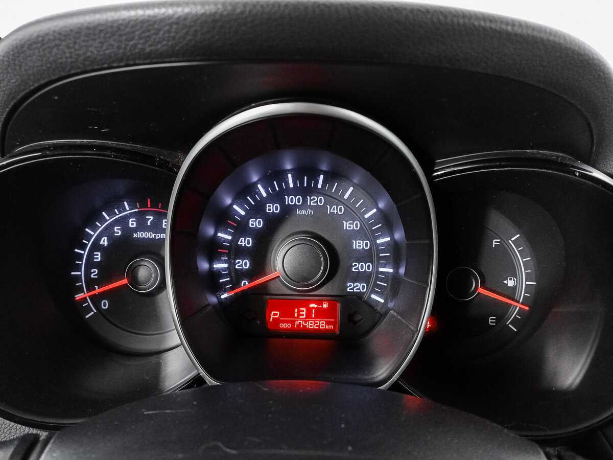 Купить Kia Rio, 2013, 174 829 км, фото №8