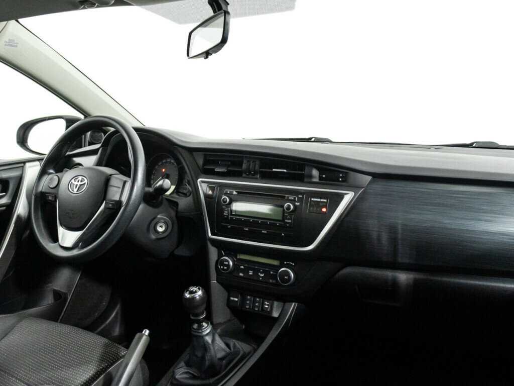 Купить Toyota Auris, 2014, 149 919 км, фото №9