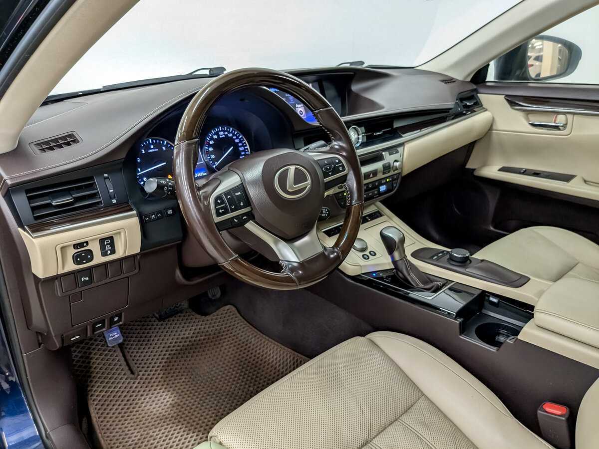 Купить Lexus ES 200, 2015, 174 571 км, фото №16