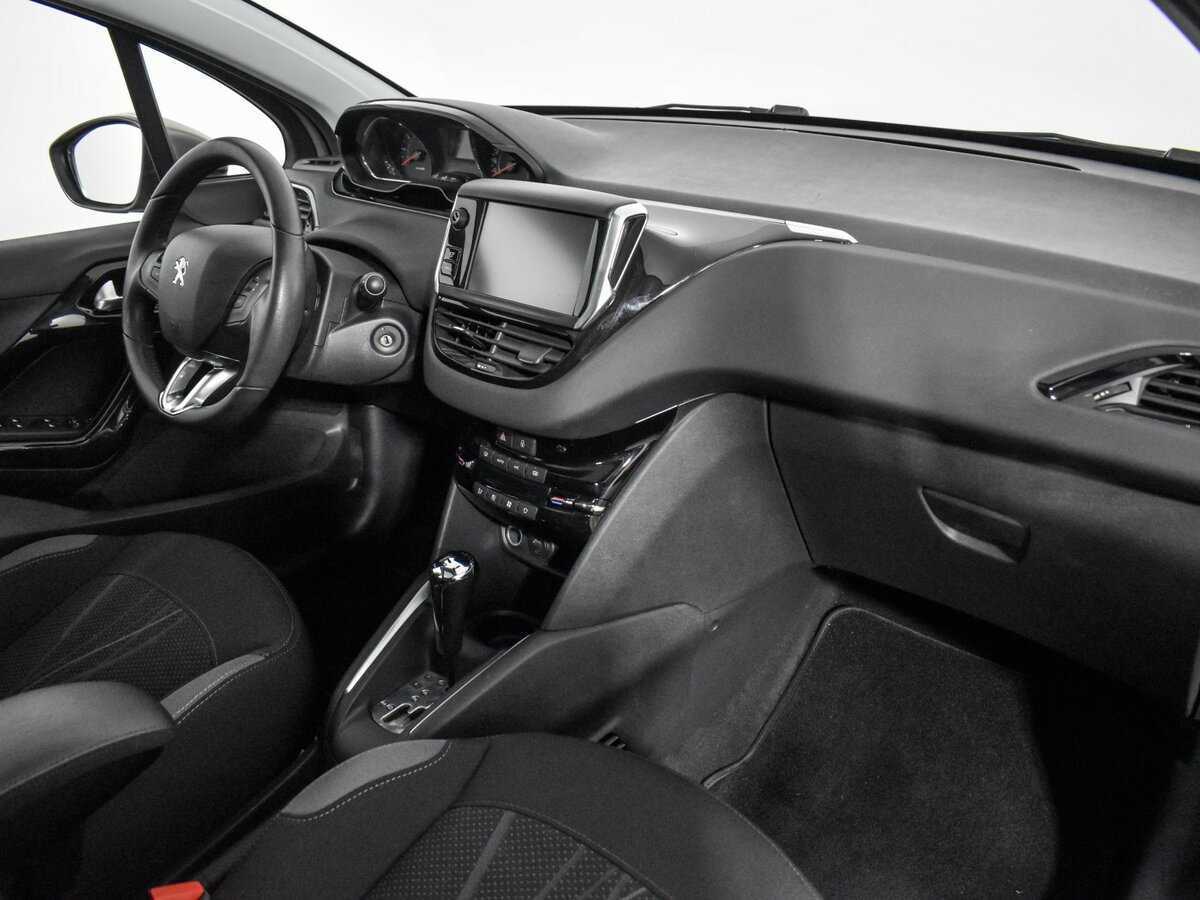 Купить Peugeot 208, 2014, 68 000 км, фото №13