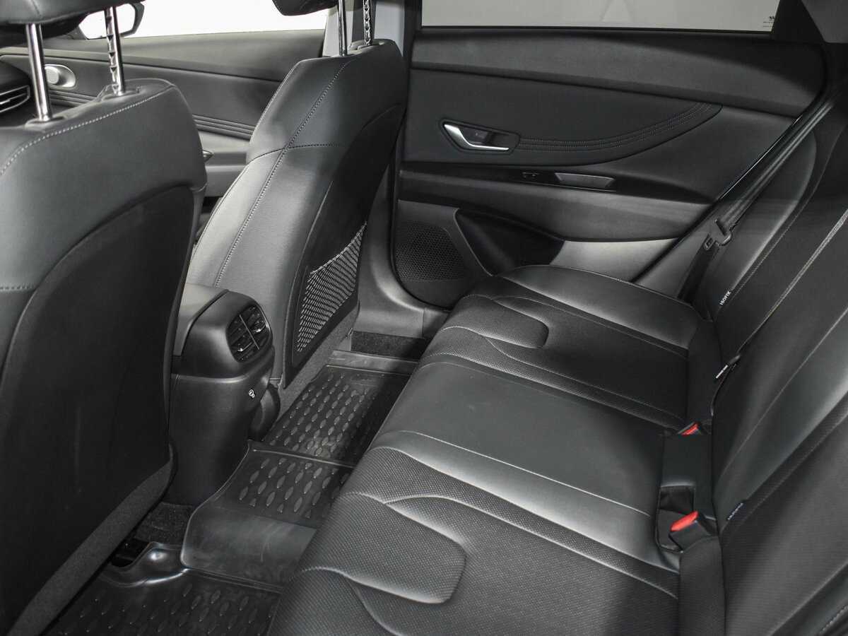 Купить Hyundai Elantra, 2023, 7 476 км, фото №13