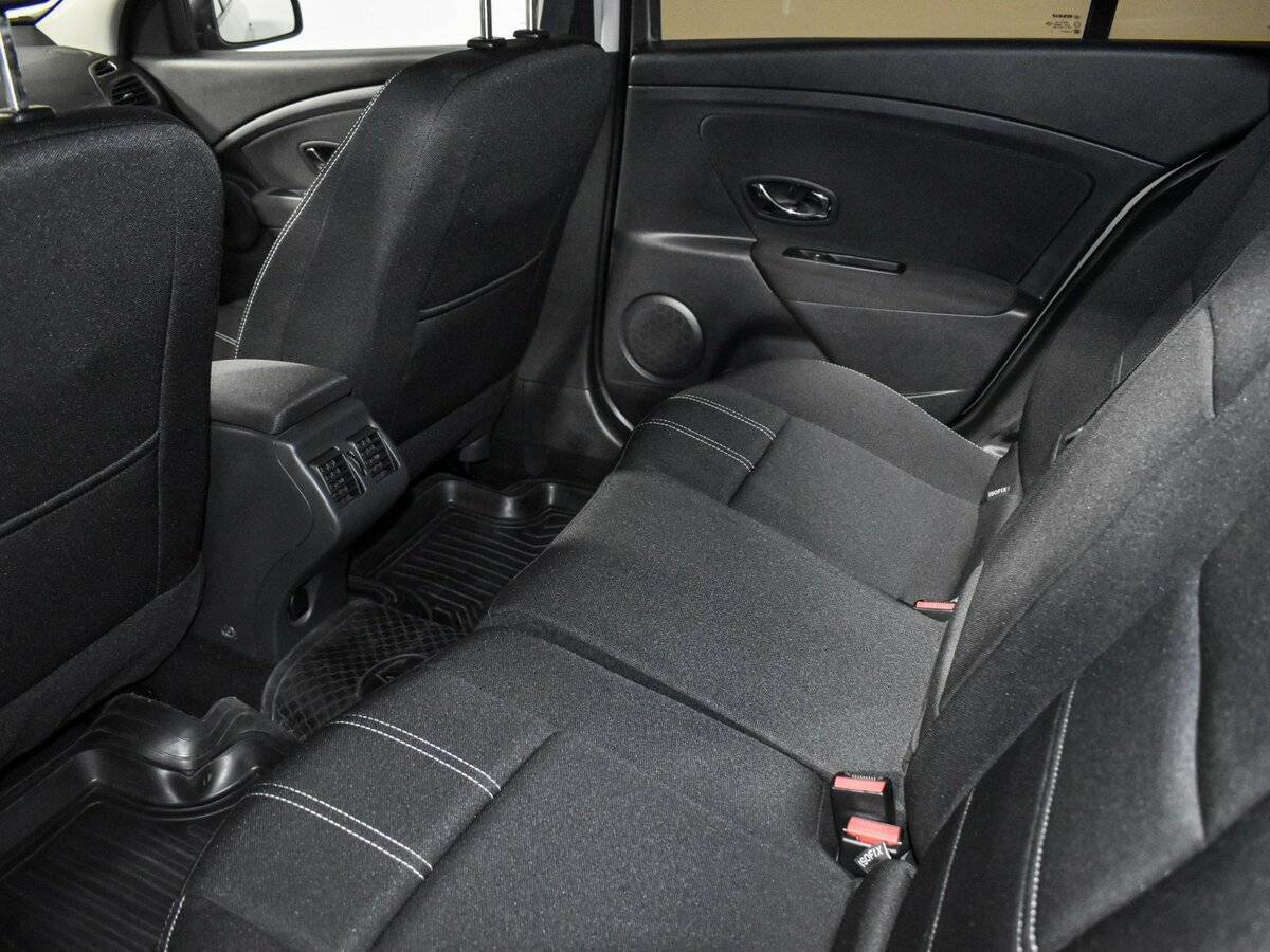 Купить Renault Fluence, 2013, 108 339 км, фото №11