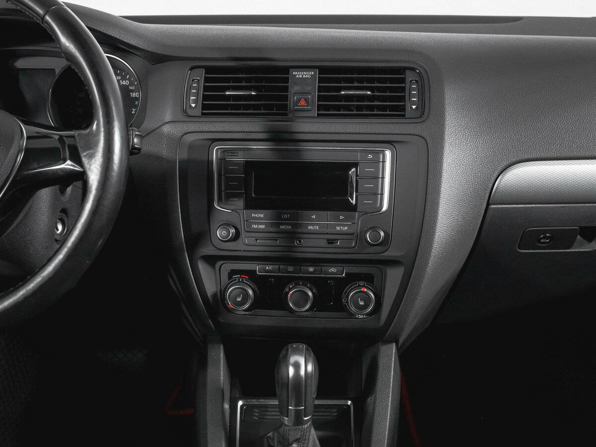 Купить Volkswagen Jetta, 2016, 125 387 км, фото №13