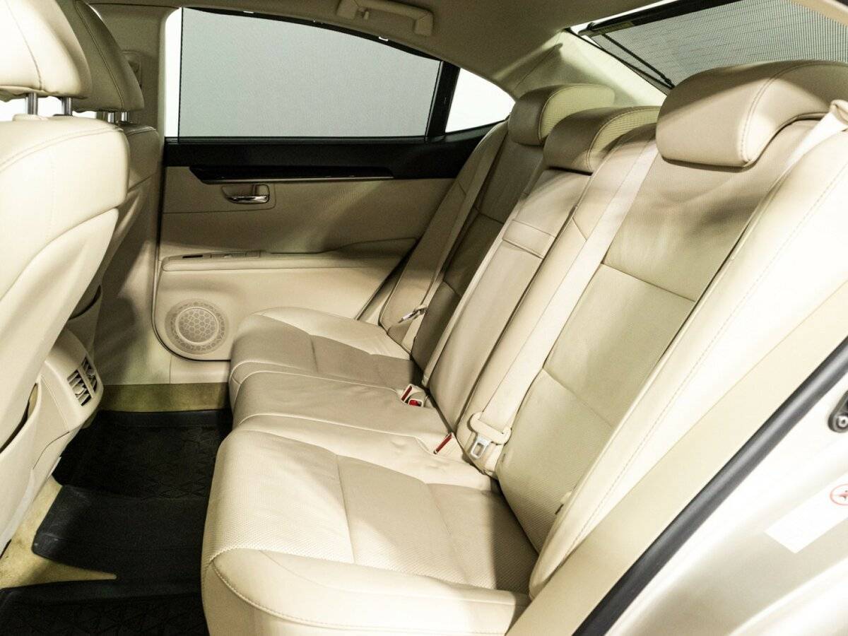 Купить Lexus ES 250, 2014, 150 024 км, фото №10