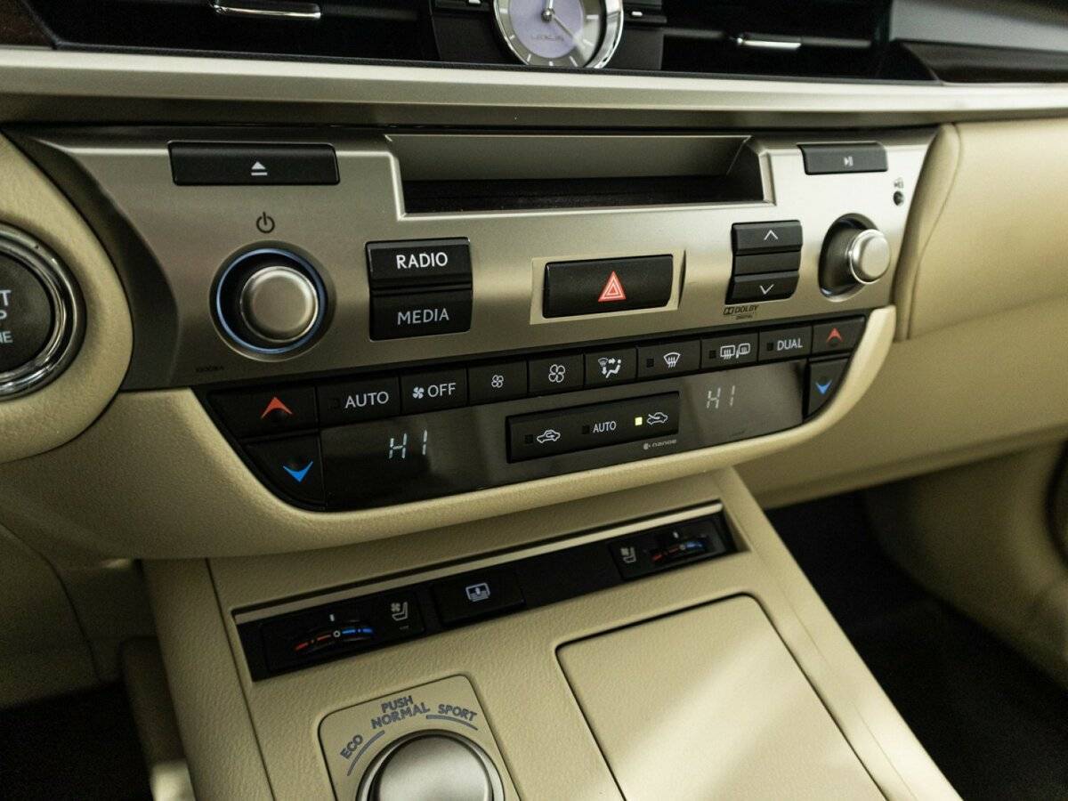 Купить Lexus ES 250, 2014, 150 024 км, фото №20