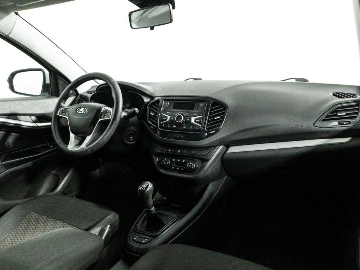 Купить Lada (ВАЗ) Vesta, 2019, 128 500 км, фото №9