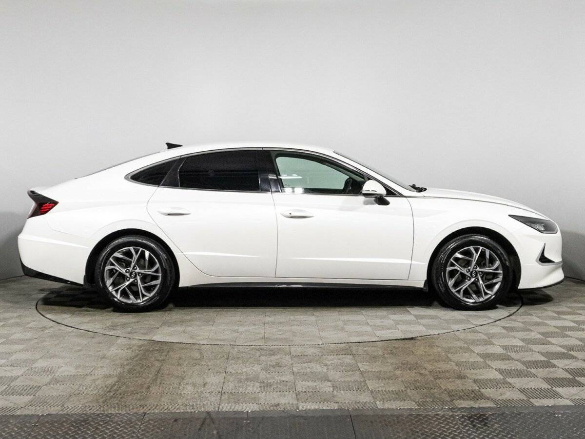 Купить Hyundai Sonata, 2021, 80 642 км, фото №4