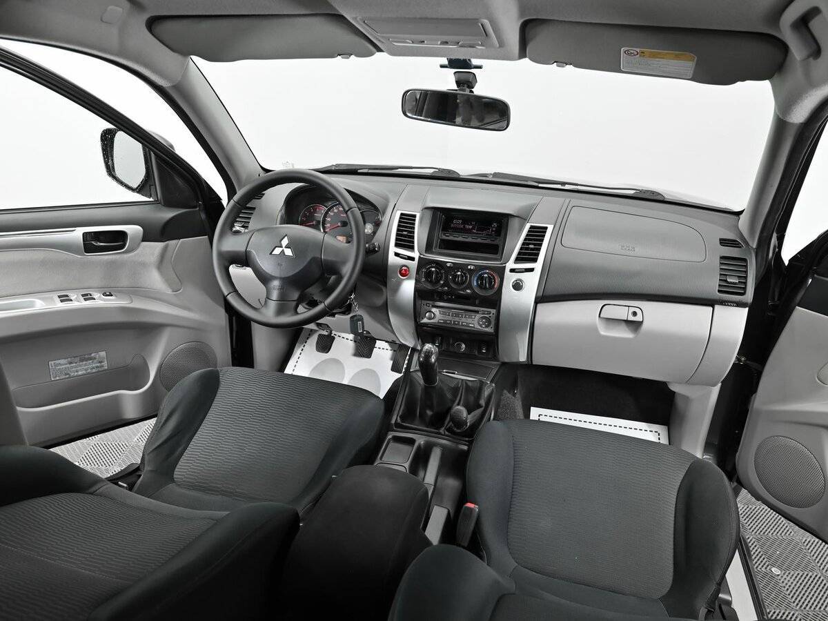 Купить Mitsubishi Pajero Sport, 2012, 192 000 км, фото №11