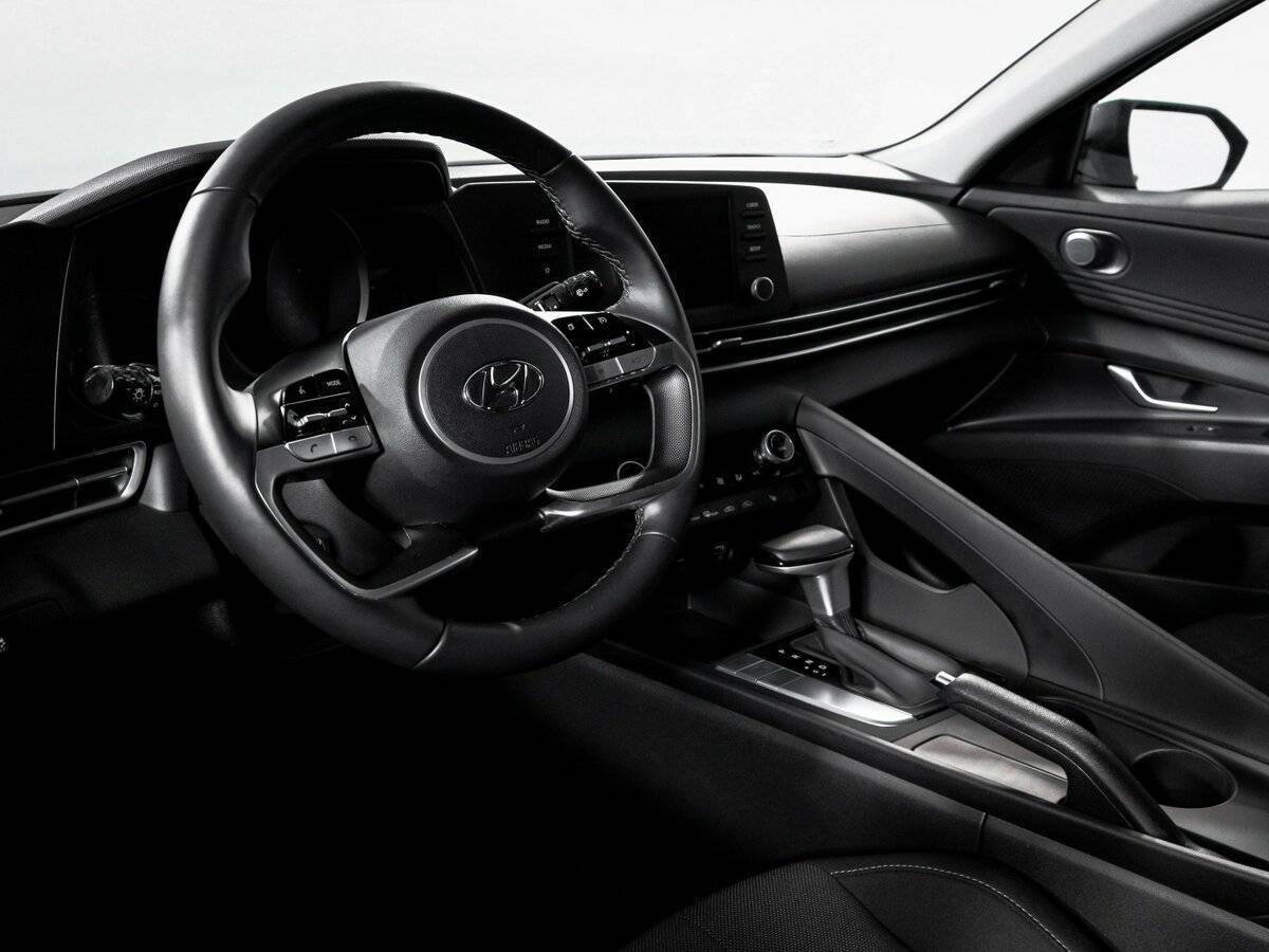Купить Hyundai Elantra, 2021, 16 563 км, фото №14
