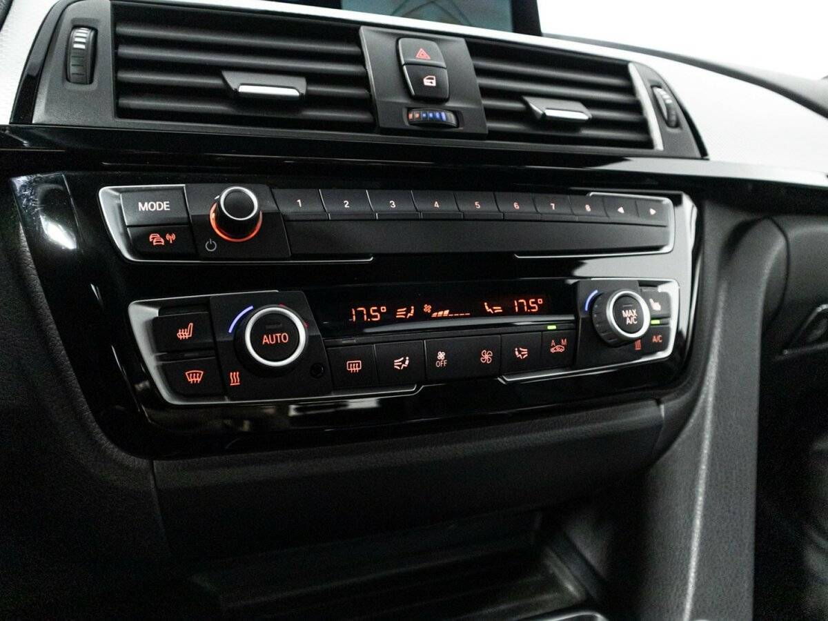 Купить BMW 3 серии 320i xDrive, 2018, 85 826 км, фото №18