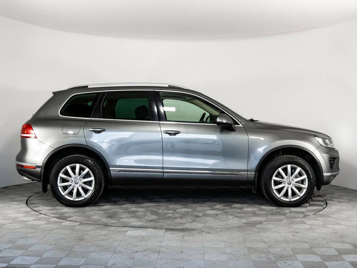 Купить Volkswagen Touareg, 2016, 177 353 км, фото №4