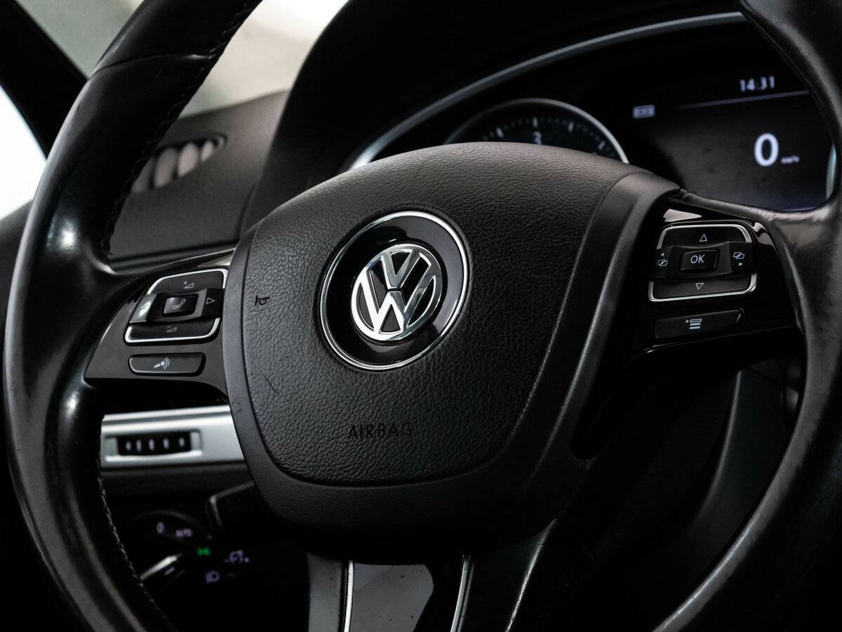 Купить Volkswagen Touareg, 2016, 177 353 км, фото №12