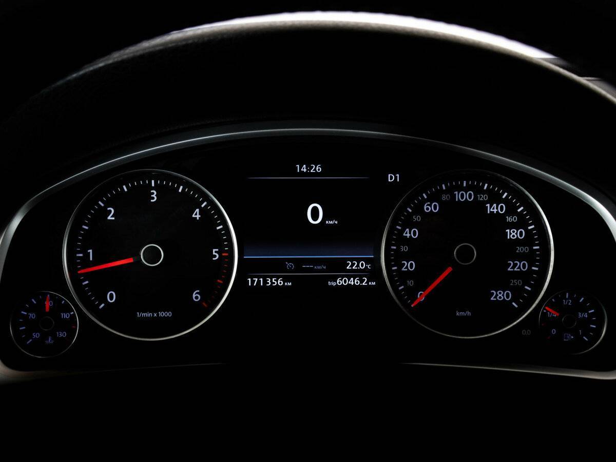 Купить Volkswagen Touareg, 2016, 177 353 км, фото №19