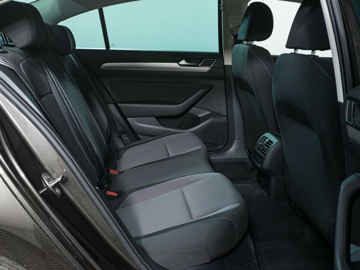 Купить Volkswagen Passat DSG6 B8, 2017, 97 768 км, фото №12