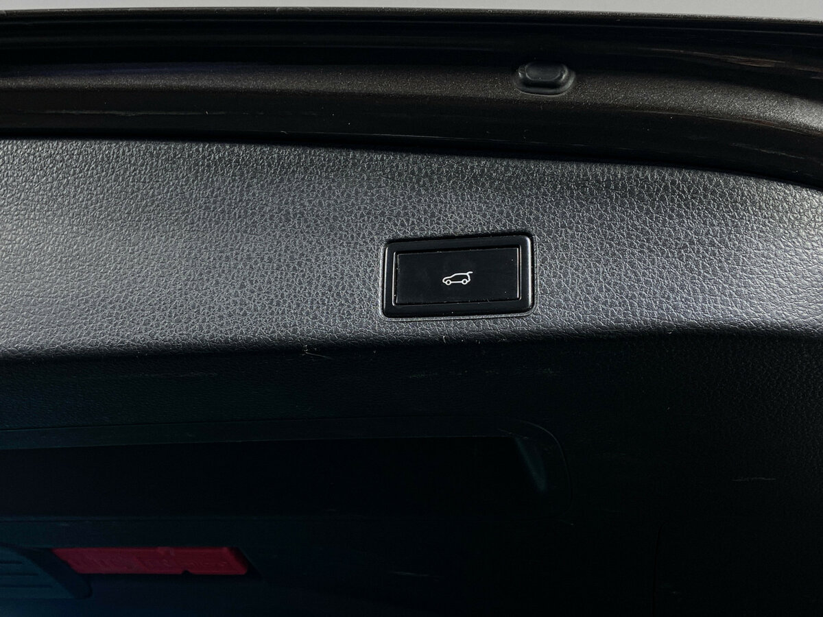 Купить Volkswagen Touareg II Рестайлинг, 2015, 133 612 км, фото №8