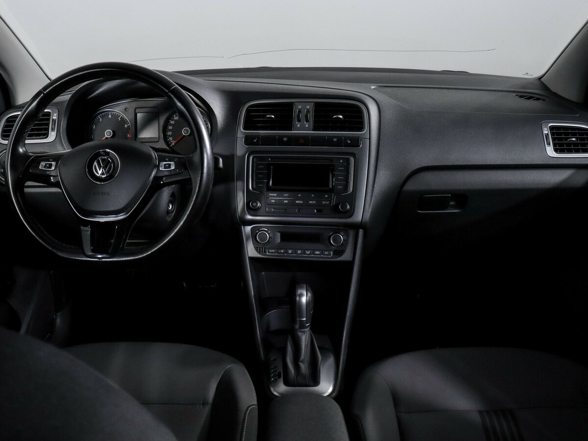 Купить Volkswagen Polo V Рестайлинг, 2016, 57 000 км, фото №12
