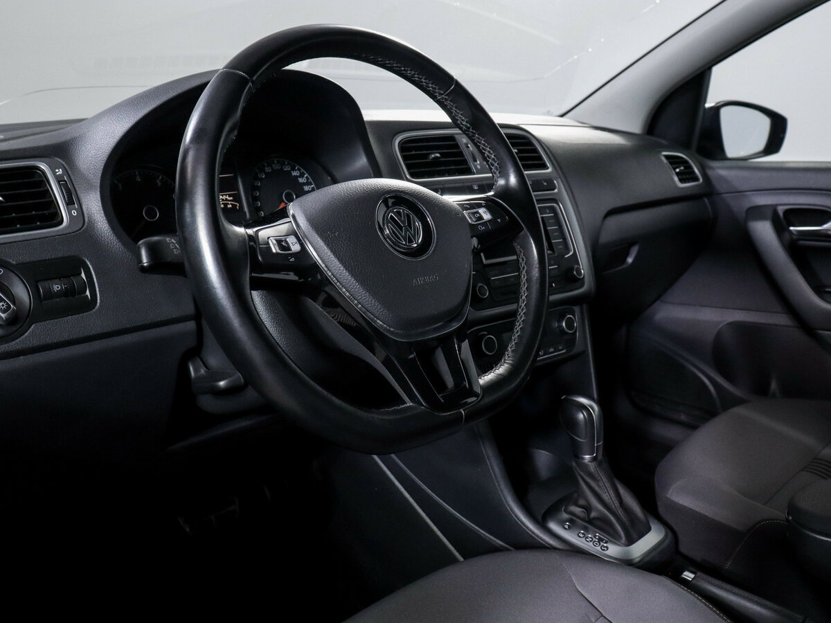 Купить Volkswagen Polo V Рестайлинг, 2016, 57 000 км, фото №14