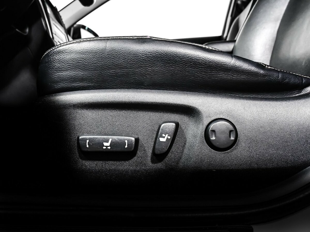 Купить Toyota Camry VII (XV50) Рестайлинг, 2016, 109 000 км, фото №12