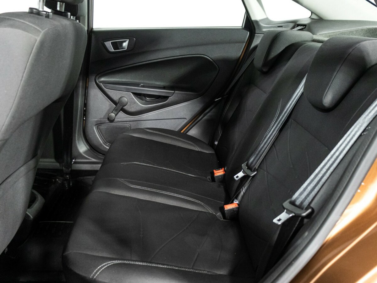 Купить Ford Fiesta Mk6 Рестайлинг, 2016, 75 842 км, фото №10