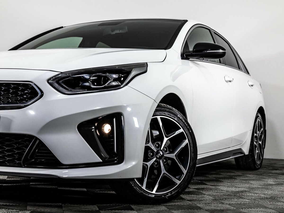 Kia Proceed